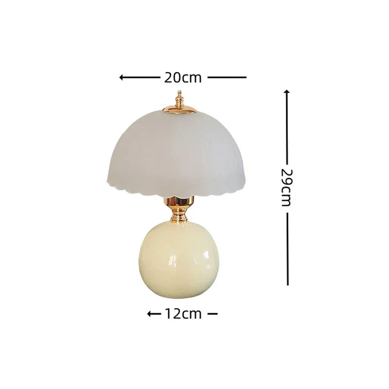 Classic Flower Bud Table Lamp Modern Art Table Lamp Bedroom Bedside Lamp Decorative Table Lamp Flower Bud Desk Lamps Night Light