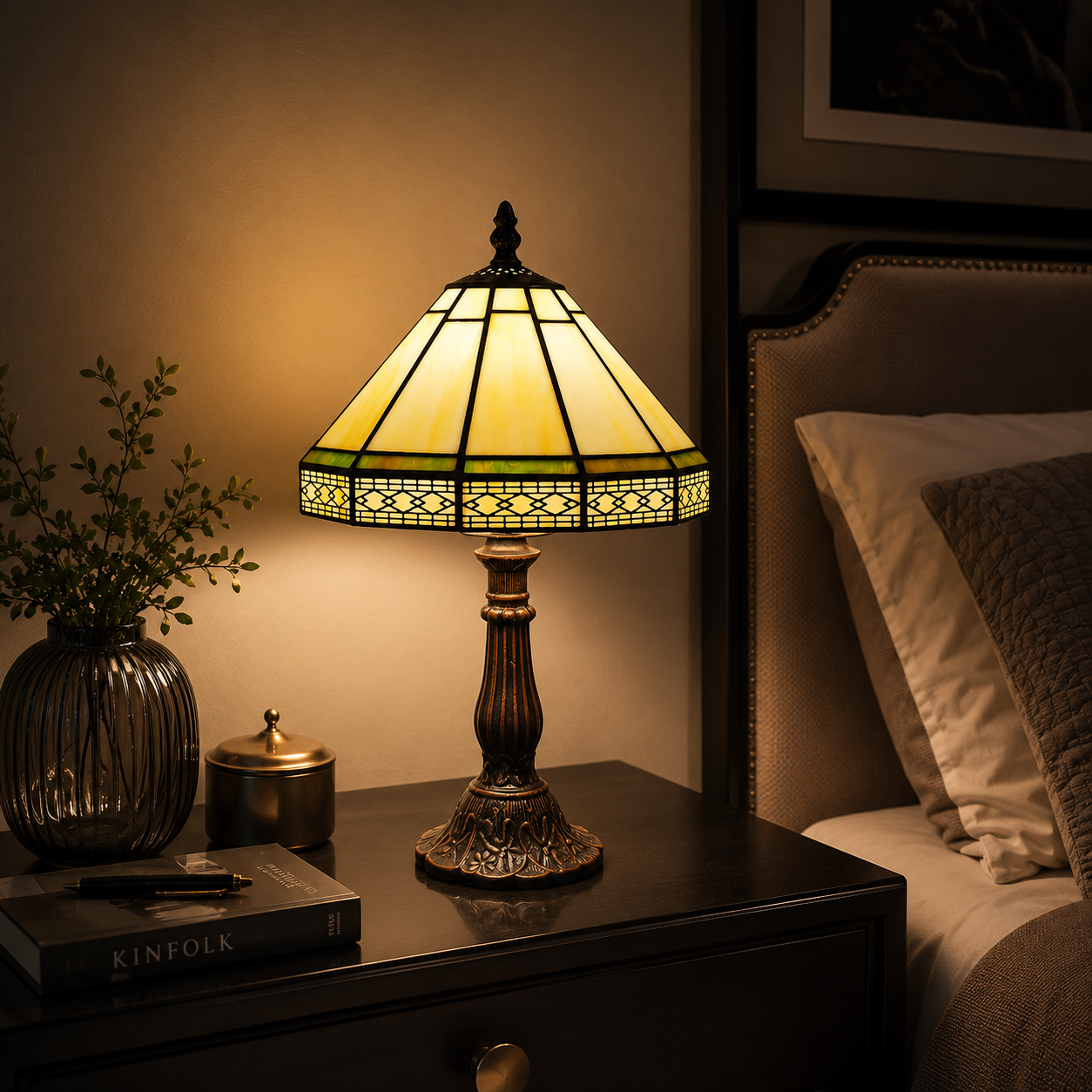 European Geometric Small Table Lamp Tiffany Style Living Room Bar Decoration Office Desk Glass Lighting